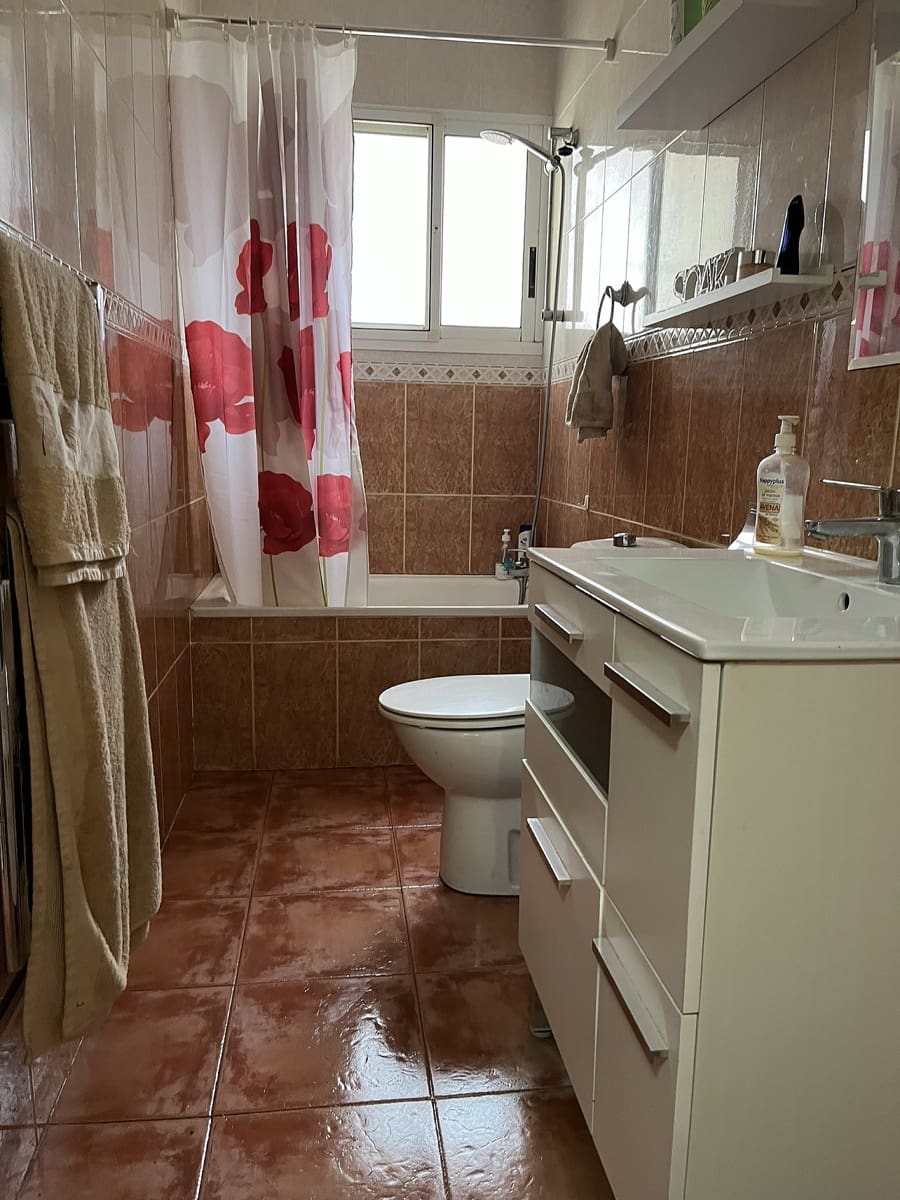 Casa de 3 habitaciones en Cañada de la Lena en venta - 165.000 € (Ref: 9806029)