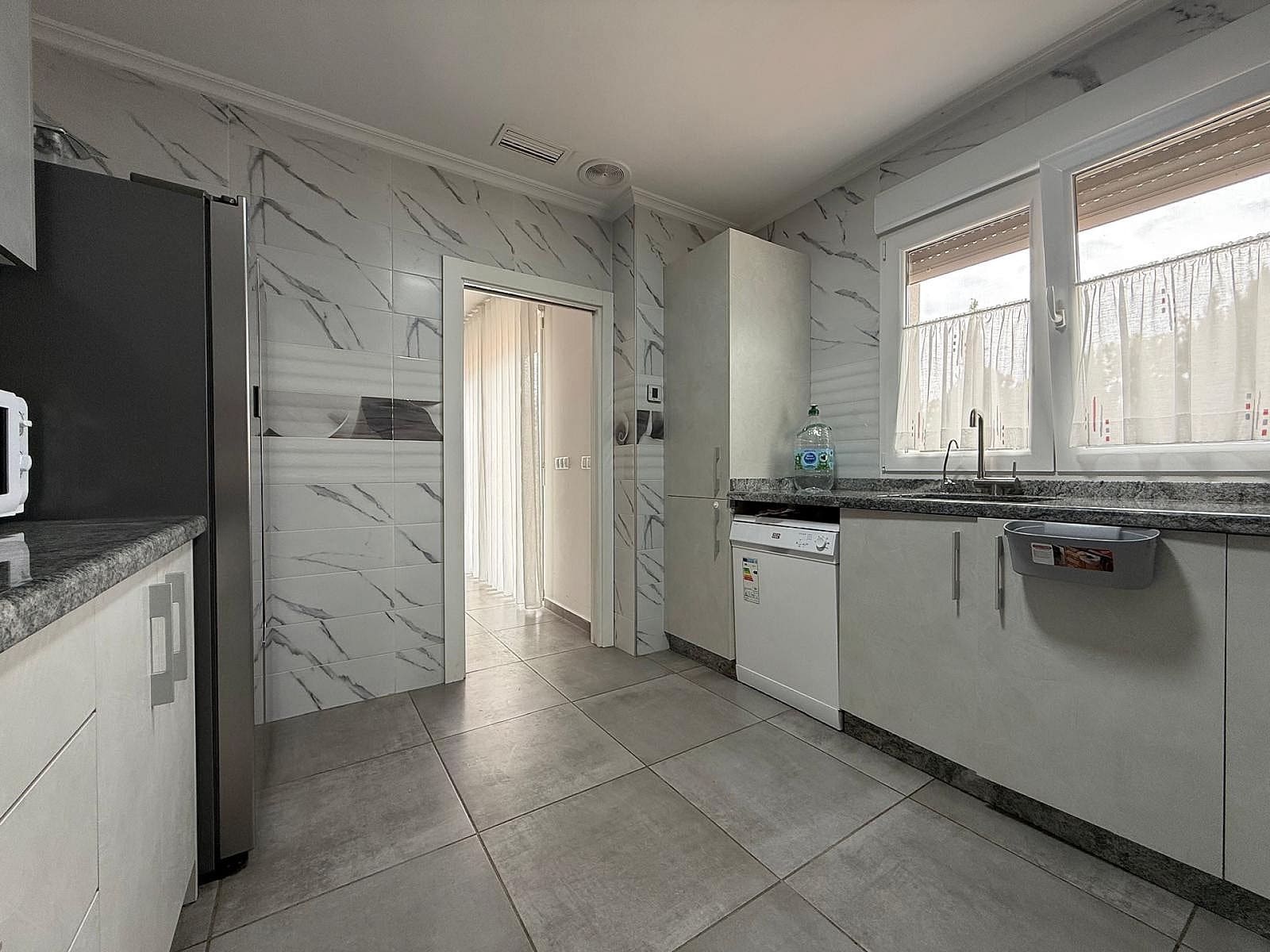 4 sypialnia Willa na sprzedaż w Lel - 420 000 € (Ref: 9806030)