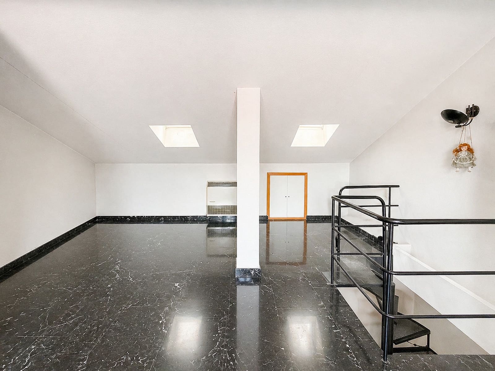 4 slaapkamer Huis te koop in Yecla met garage - € 199.995 (Ref: 9807568)