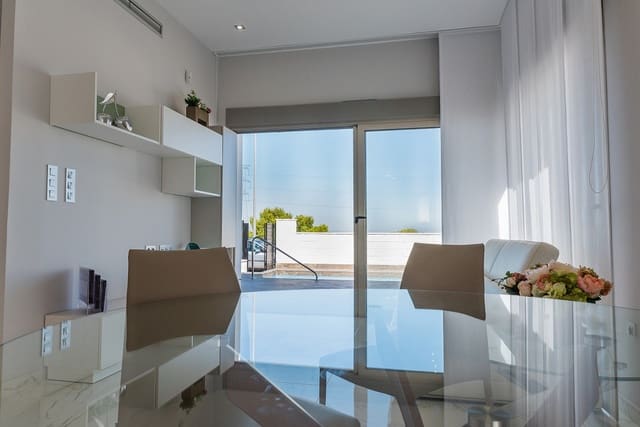 3 sypialnia Willa na sprzedaż w Villamartin, Orihuela z basenem - 370 000 € (Ref: 9807577)