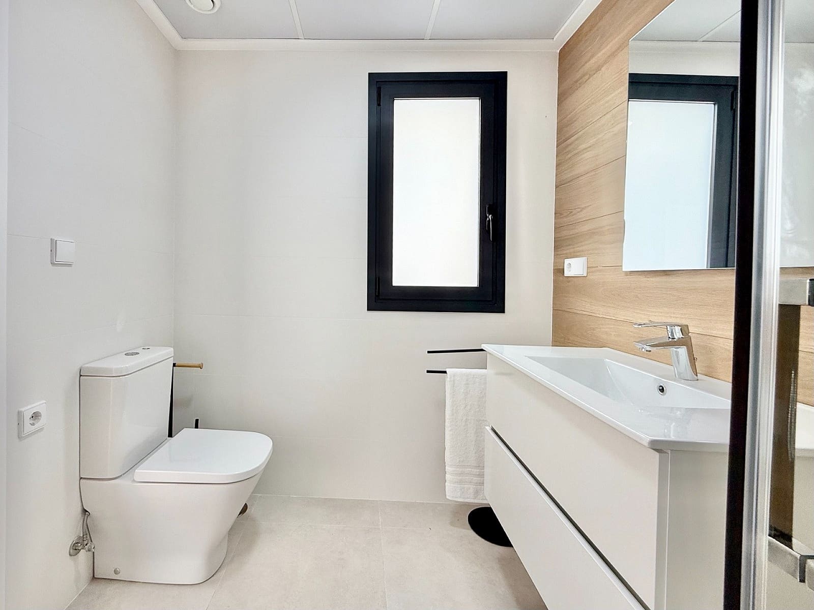 3 Zimmer Villa zu verkaufen in Cox mit Pool - 235.000 € (Ref: 9807610)