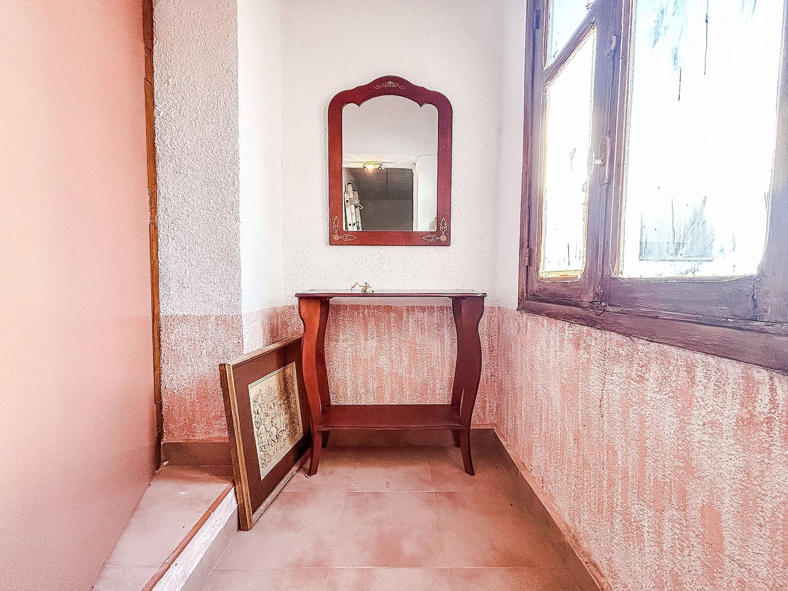 9 soverom Kjedet enebolig til salgs i Sax med garasje - € 220 000 (Ref: 9807622)