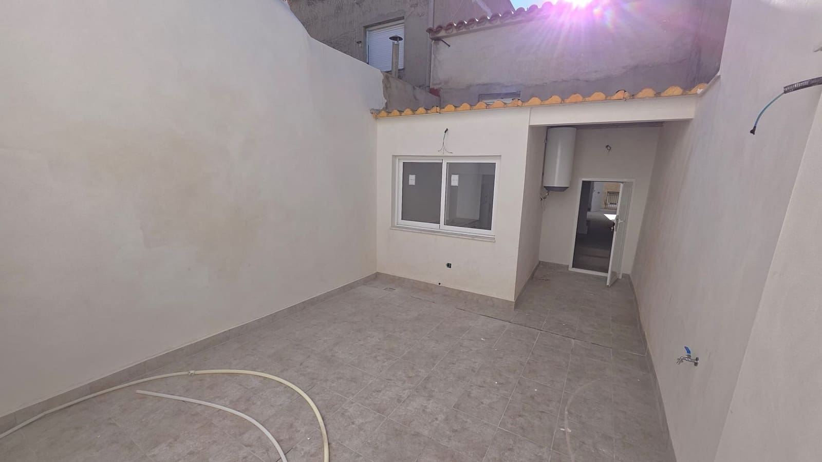 3 bedroom Townhouse for sale in Pinoso - € 135,000 (Ref: 9812957)