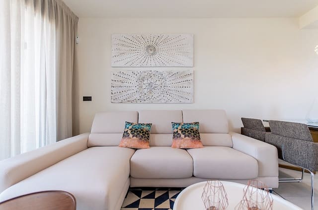 Apartamento de 2 habitaciones en Playa del Cura, Torrevieja en venta - 280.000 € (Ref: 9814165)