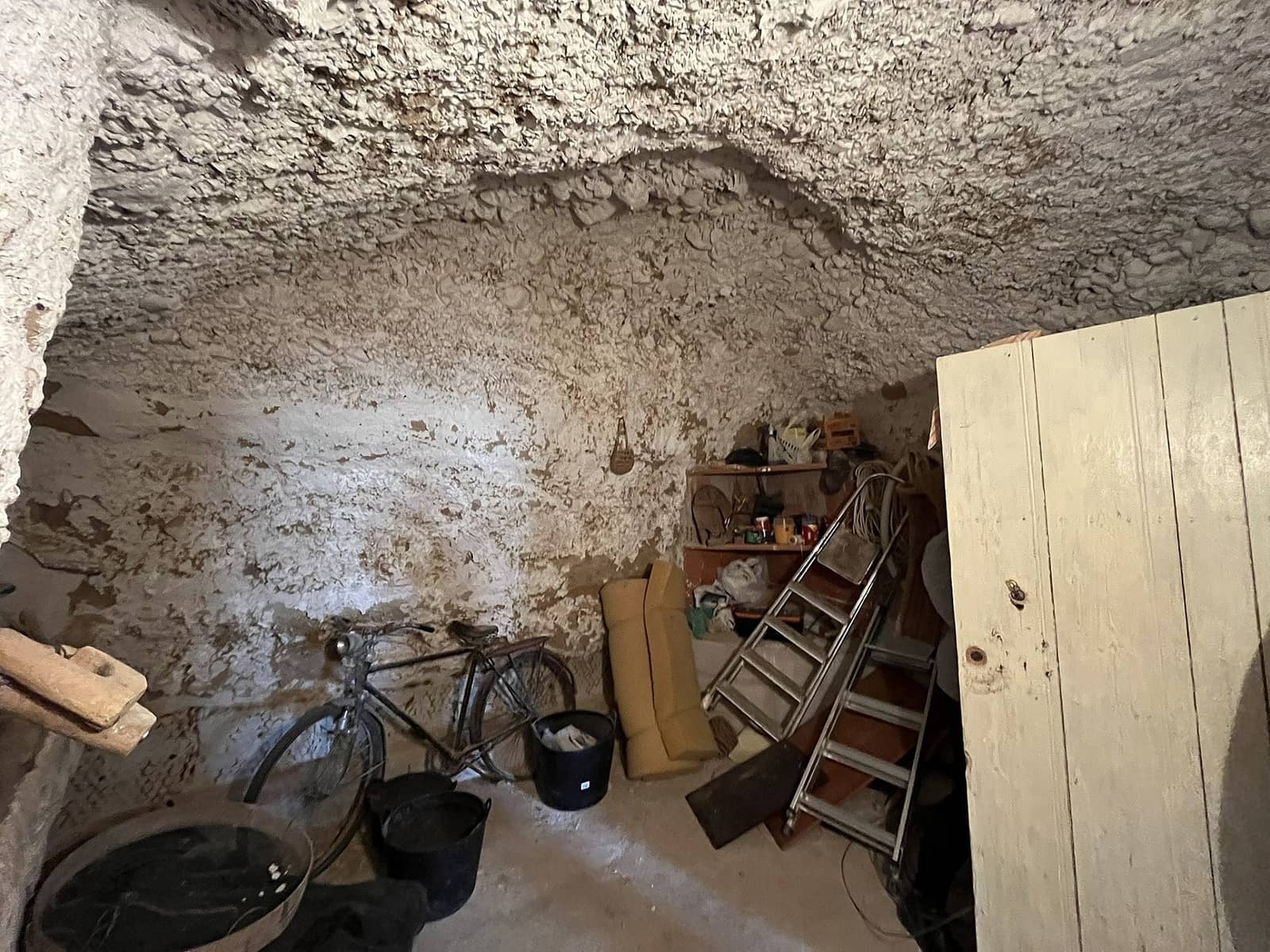 4 bedroom Cave House for sale in Abanilla - € 145,000 (Ref: 9814188)
