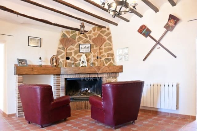 4 bedroom Finca/Country House for sale in Murcia city - € 197,000 (Ref: 9815445)