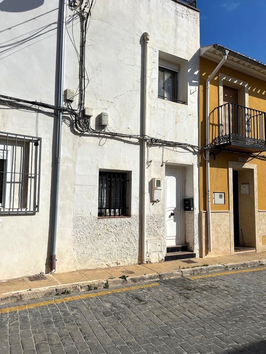 2 bedroom Townhouse for sale in Castalla - € 64,999 (Ref: 9816947)