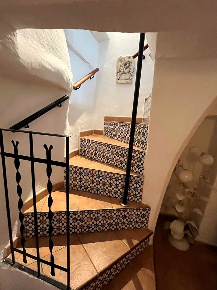 2 bedroom Townhouse for sale in Castalla - € 64,999 (Ref: 9816947)