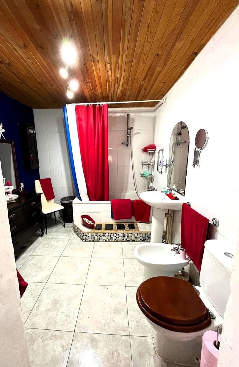 2 bedroom Townhouse for sale in Castalla - € 64,999 (Ref: 9816947)