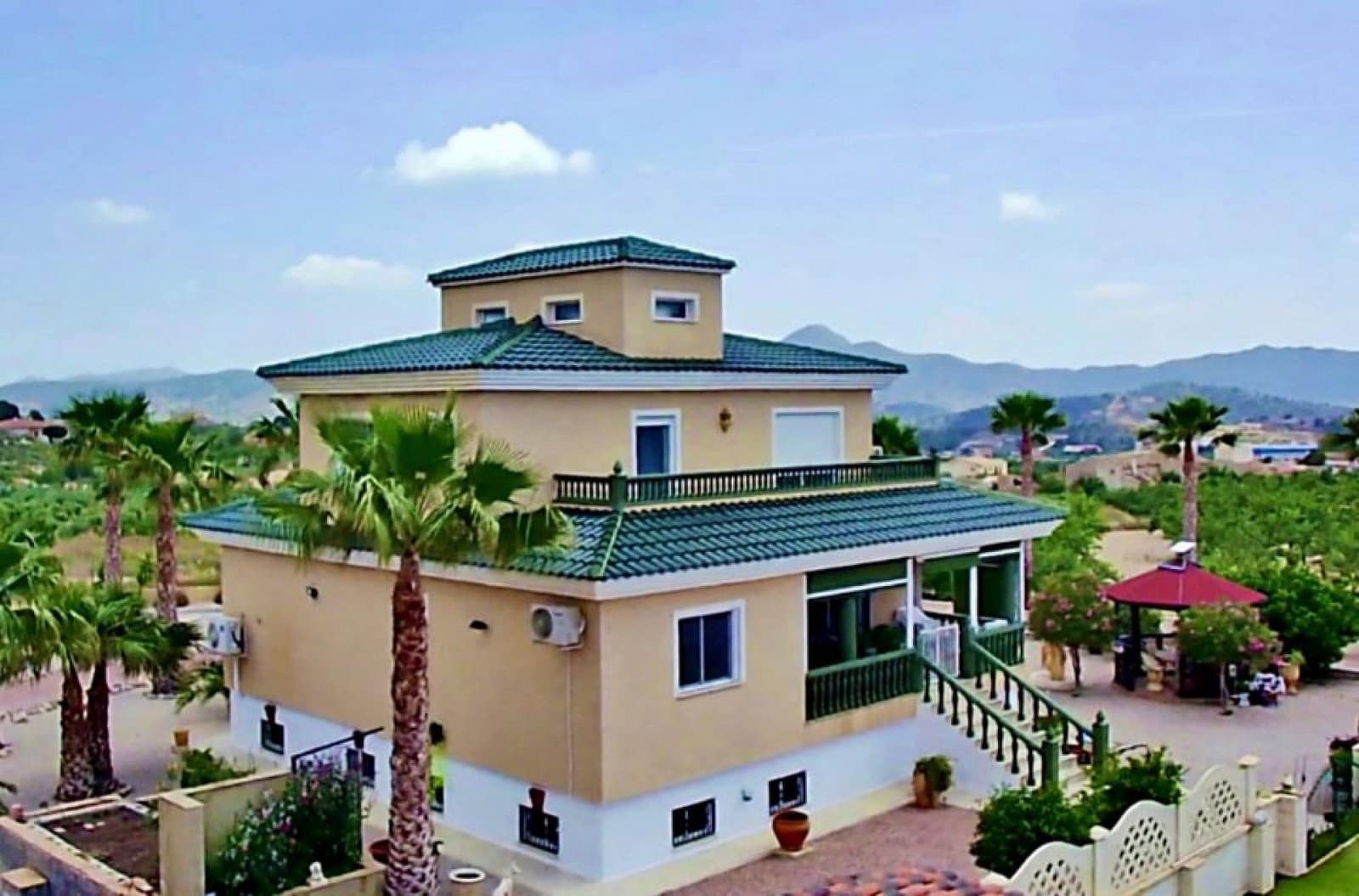 4 quarto Moradia para venda em Macisvenda com piscina - 475 000 € (Ref: 9816948)