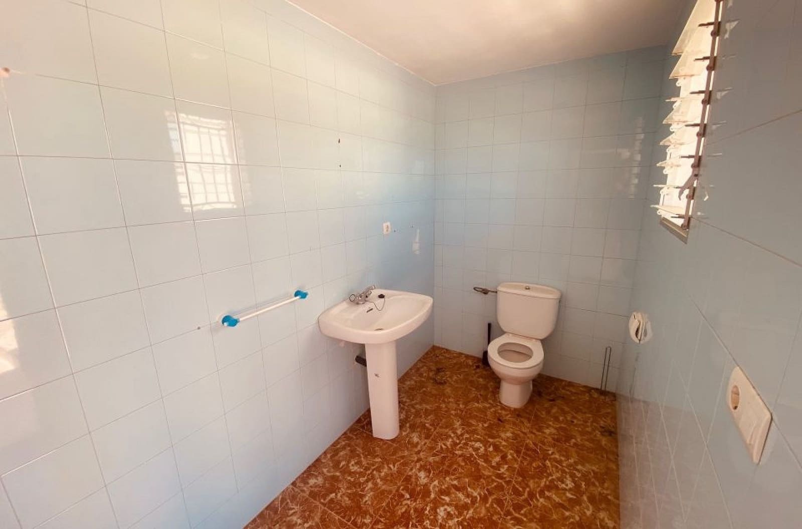 3 makuuhuone Huvila myytävänä paikassa Fortuna mukana uima-altaan - 276 500 € (Ref: 9816949)