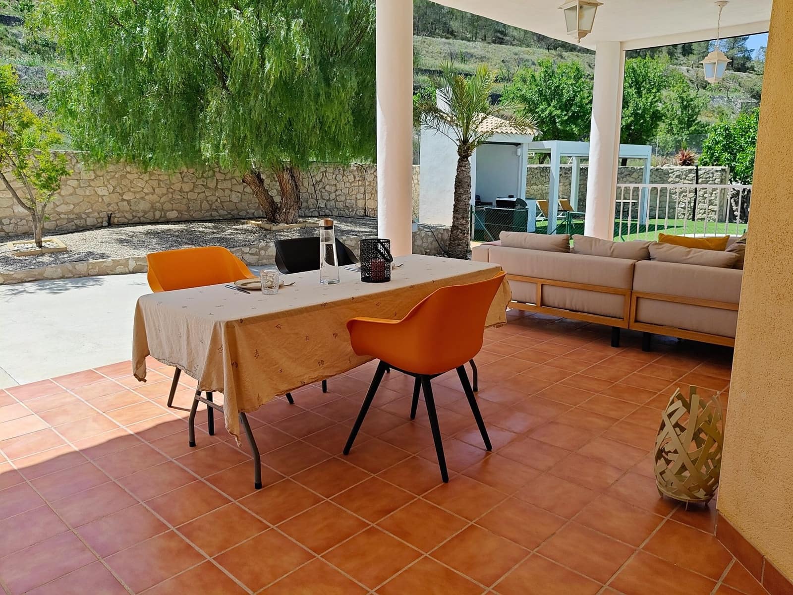 3 bedroom Villa for sale in Sax with pool garage - € 459,995 (Ref: 9819838)