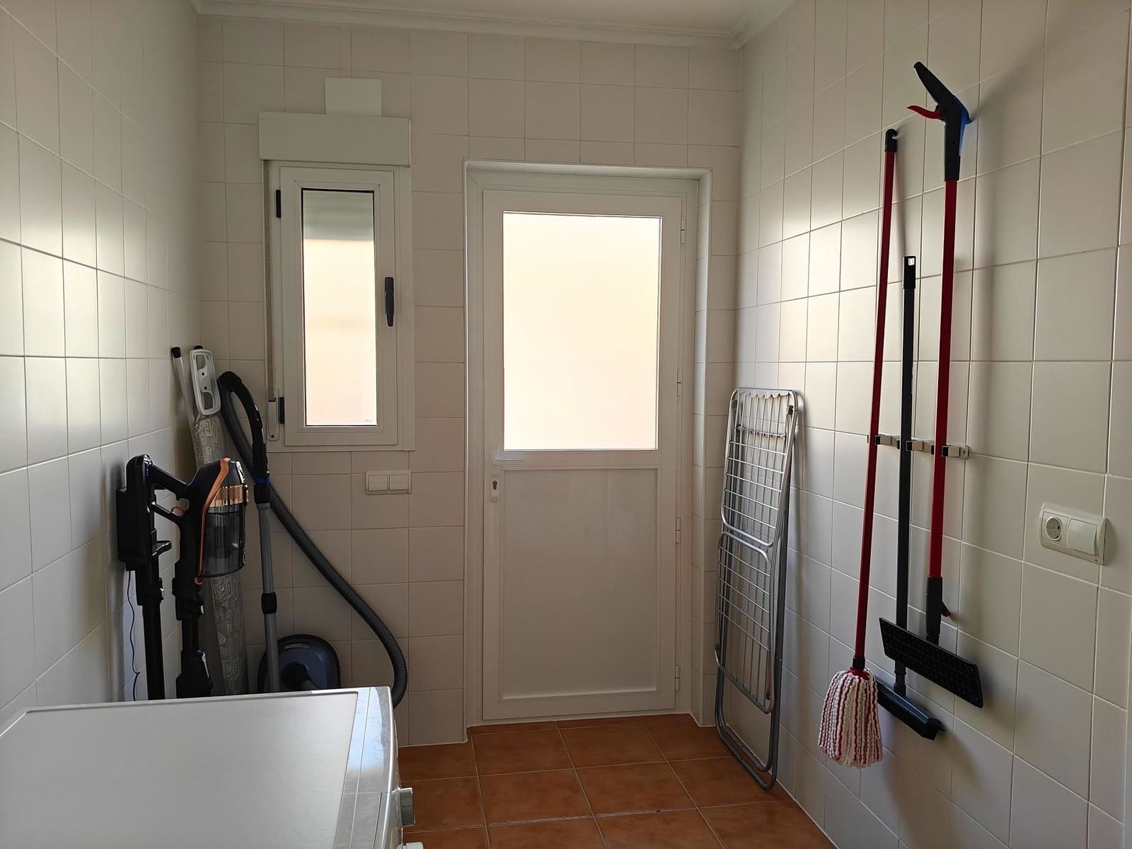 3 bedroom Villa for sale in Sax with pool garage - € 459,995 (Ref: 9819838)