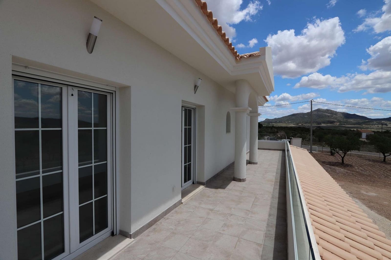 4 soveværelse Villa til salg i Sax - € 547.000 (Ref: 9824601)