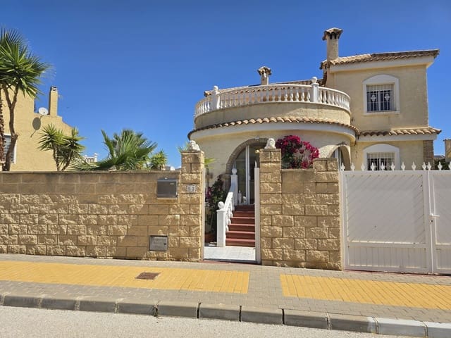 5 soverom Villa til salgs i Monforte del Cid med svømmebasseng - € 349 995 (Ref: 9828230)