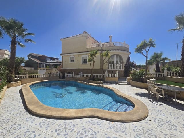 5 soverom Villa til salgs i Monforte del Cid med svømmebasseng - € 349 995 (Ref: 9828230)