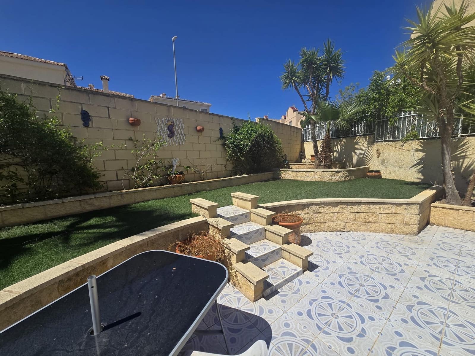 5 bedroom Villa for sale in Monforte del Cid with pool - € 349,995 (Ref: 9828230)