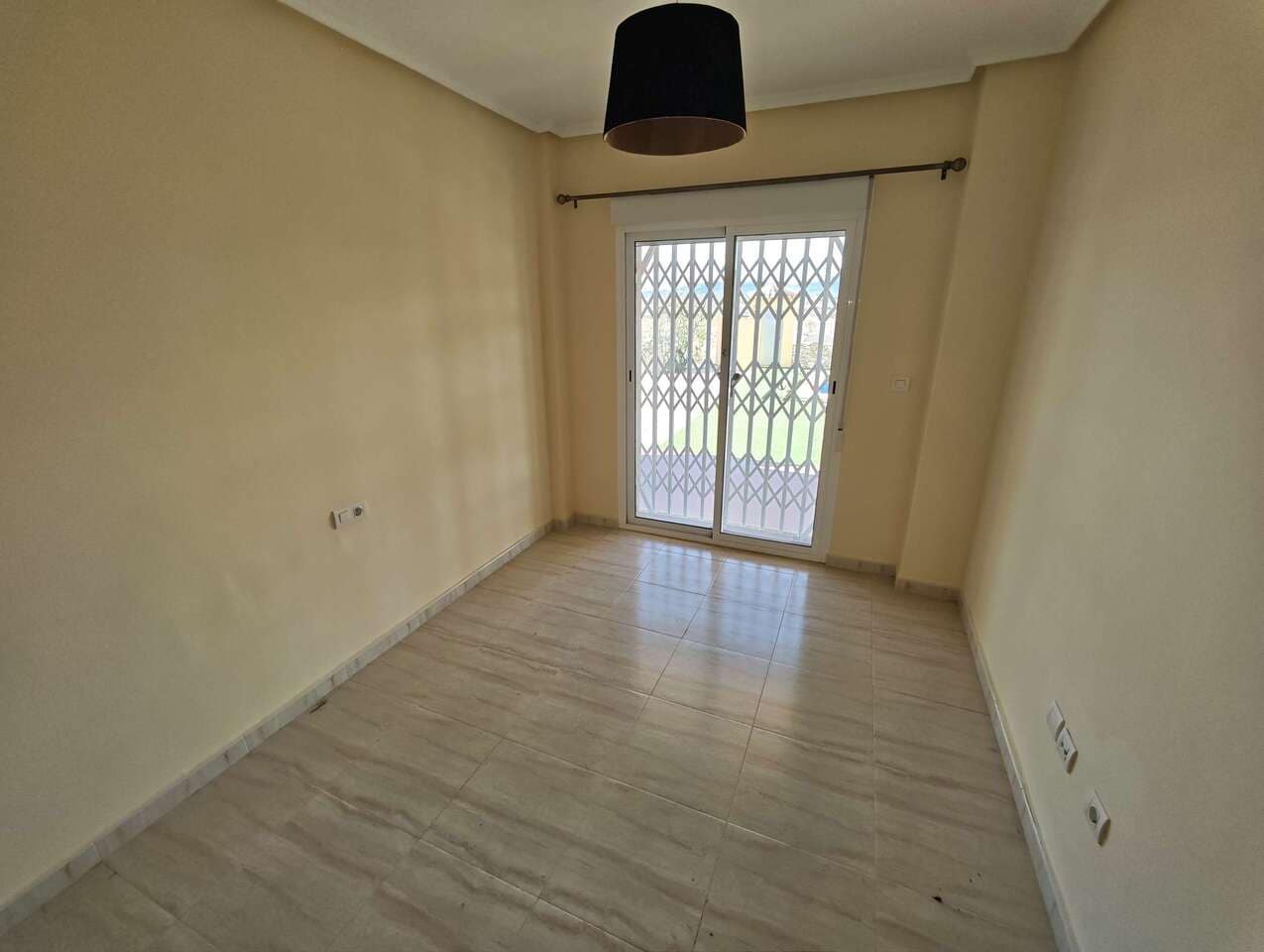4 soveværelse Villa til salg i Pinoso med swimmingpool - € 324.995 (Ref: 9828232)
