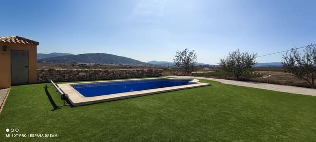 4 soveværelse Villa til salg i Pinoso med swimmingpool - € 324.995 (Ref: 9828232)