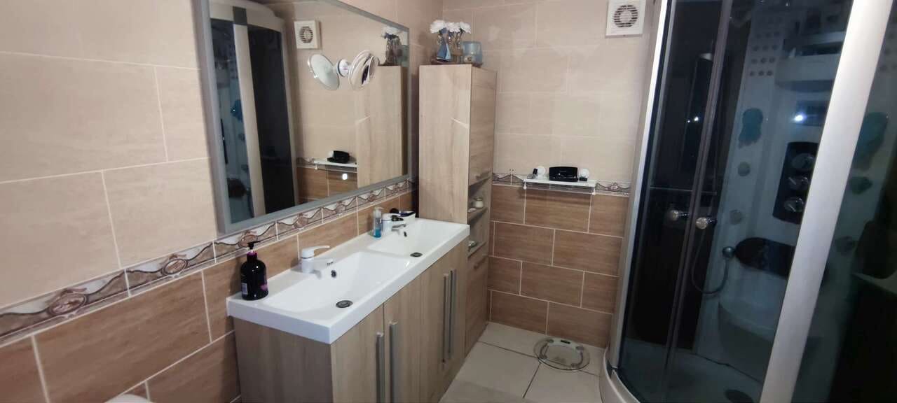 Casa de 3 habitaciones en Casas del Senor en venta - 139.950 € (Ref: 9830558)