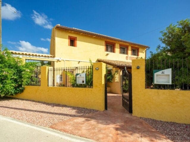6 Zimmer Villa zu verkaufen in Barbarroja, Orihuela mit Pool - 850.000 € (Ref: 9830563)