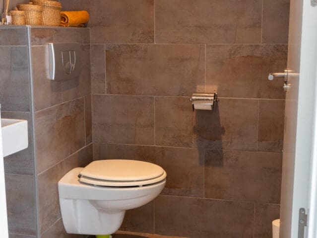 5 bedroom Villa for sale in Biar with pool - € 499,000 (Ref: 9830565)