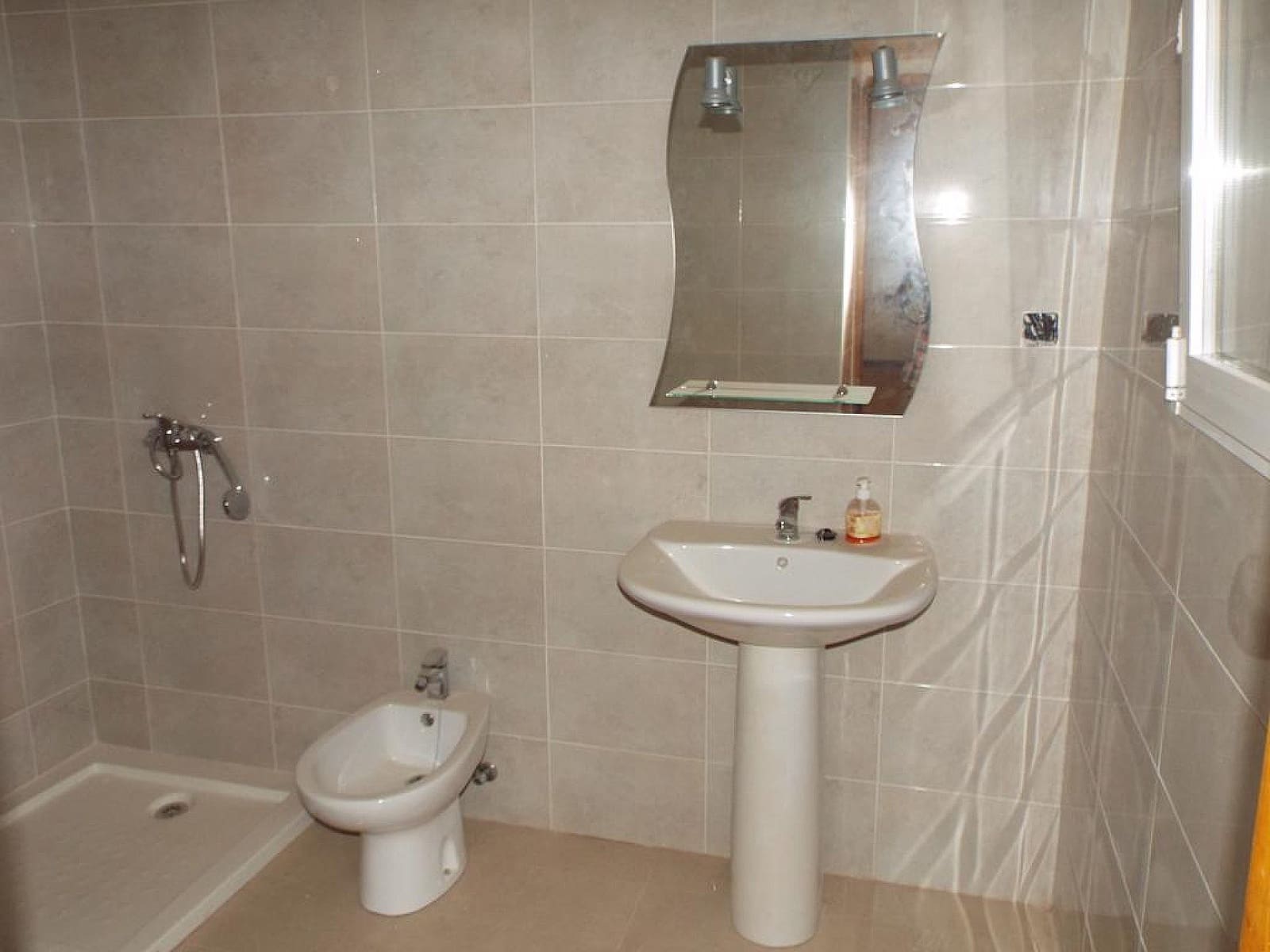 4 Zimmer Apartment zu verkaufen in Caudete - 88.000 € (Ref: 9830573)