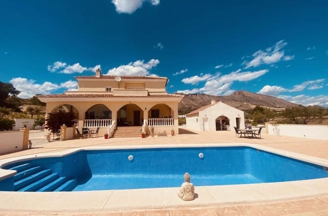 4 soveværelse Villa til salg i Macisvenda, Abanilla med swimmingpool garage - € 479.000 (Ref: 9830602)