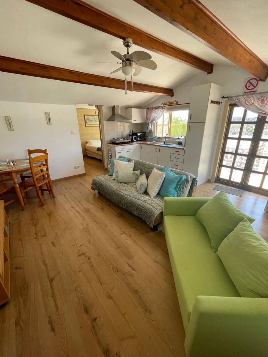 4 bedroom Villa for sale in Pinoso - € 425,000 (Ref: 9833189)