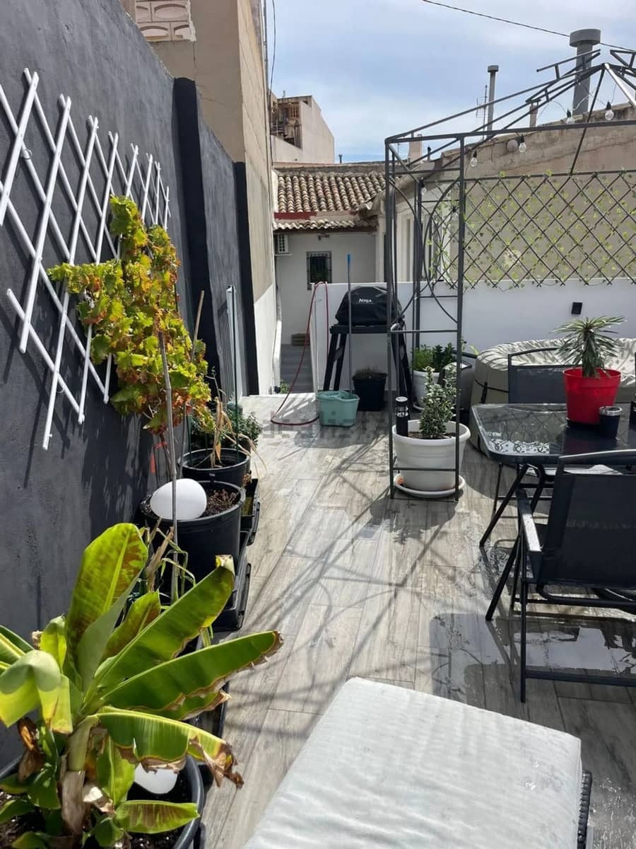 5 soveværelse Byhus til salg i Pinoso med garage - € 169.995 (Ref: 9835098)