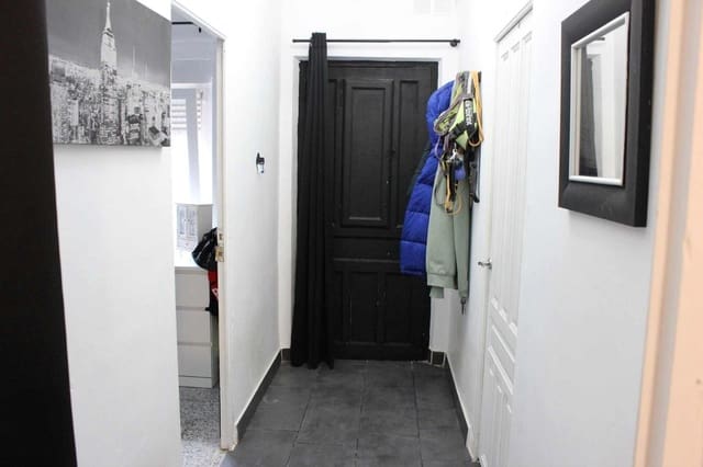 Casa de 5 habitaciones en Pinoso en venta con garaje - 169.995 € (Ref: 9835098)