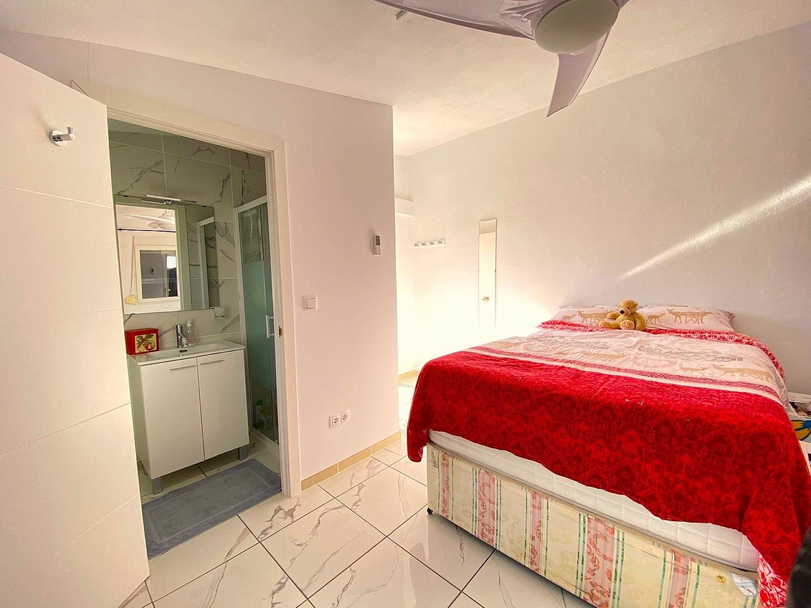 4 bedroom Villa for sale in Lel - € 390,000 (Ref: 9835129)