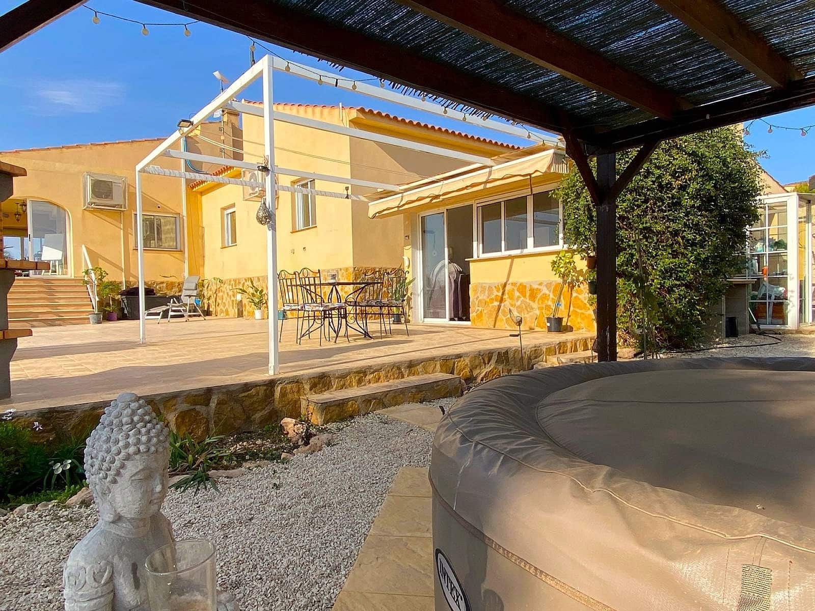 4 bedroom Villa for sale in Lel - € 390,000 (Ref: 9835129)