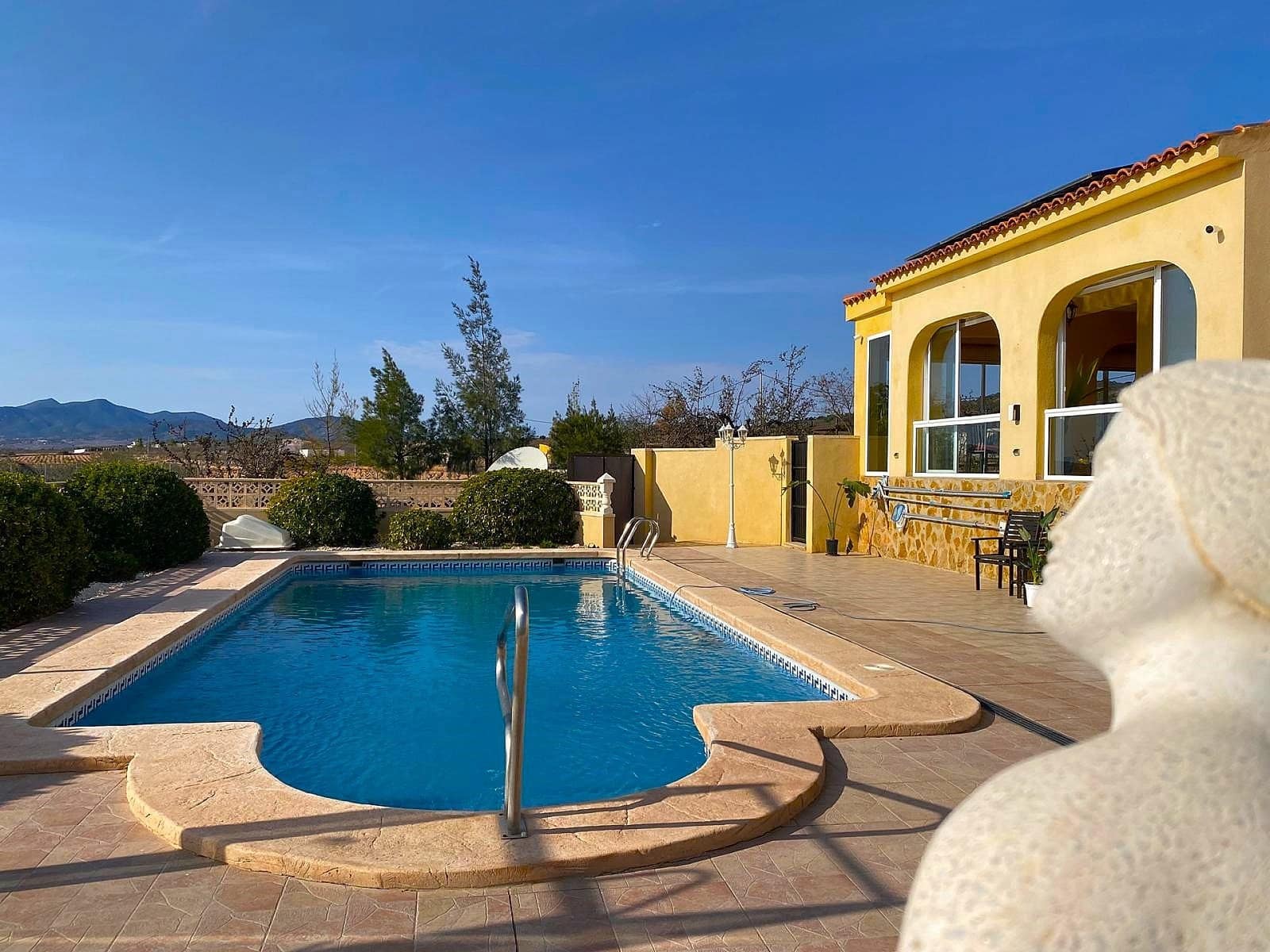 4 bedroom Villa for sale in Lel - € 390,000 (Ref: 9835129)