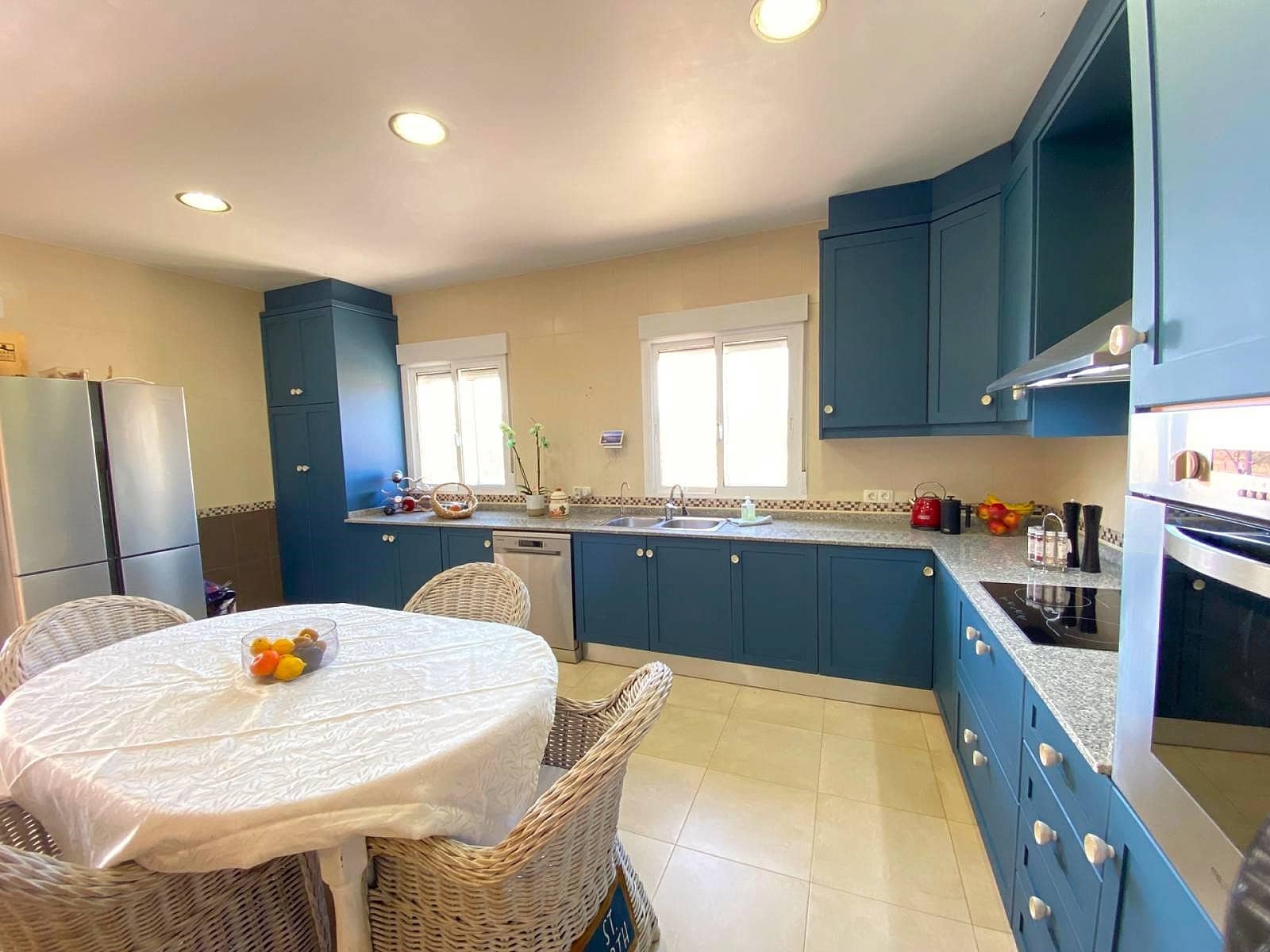 4 bedroom Villa for sale in Lel - € 390,000 (Ref: 9835129)