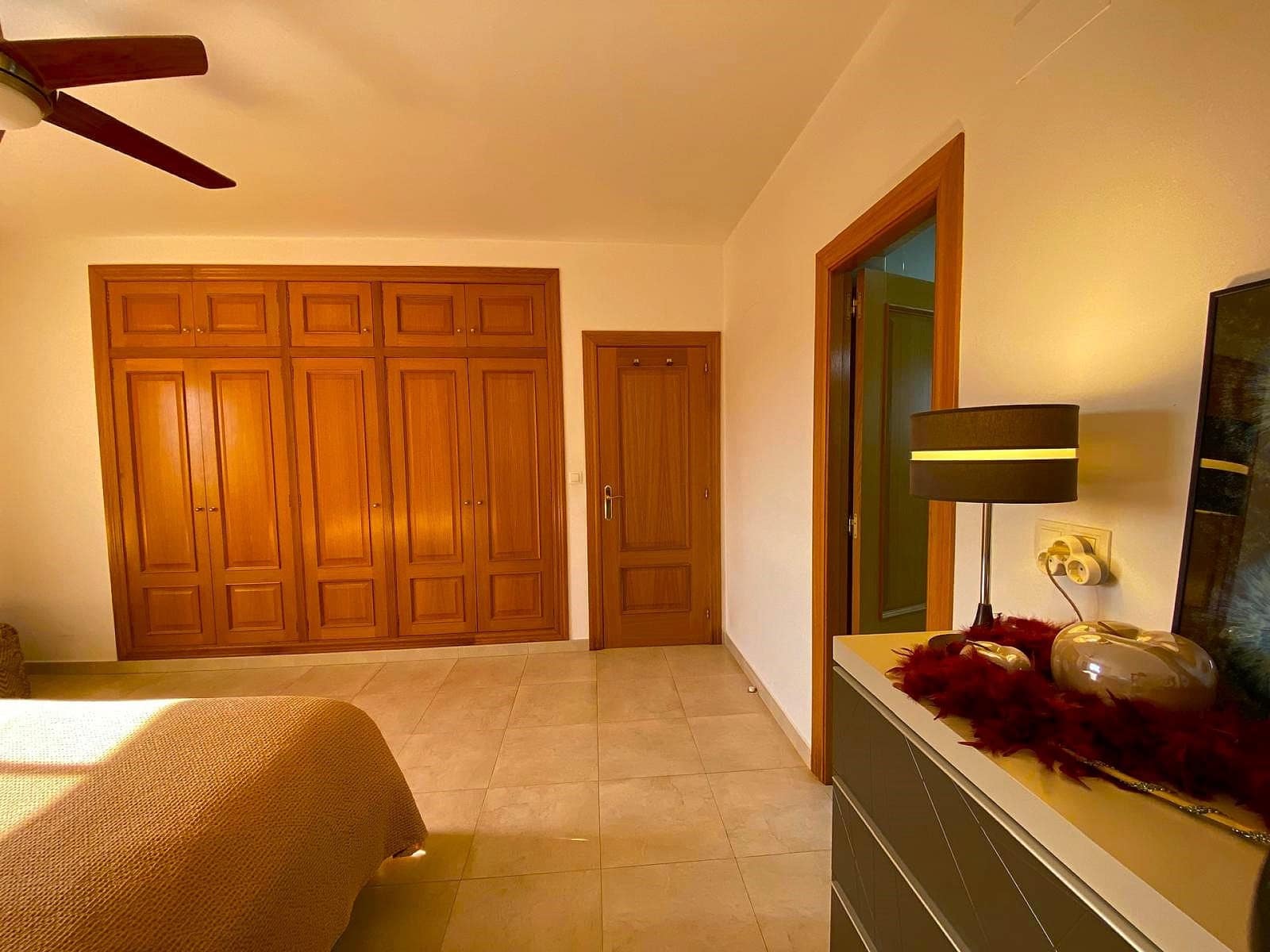 4 bedroom Villa for sale in Lel - € 390,000 (Ref: 9835129)