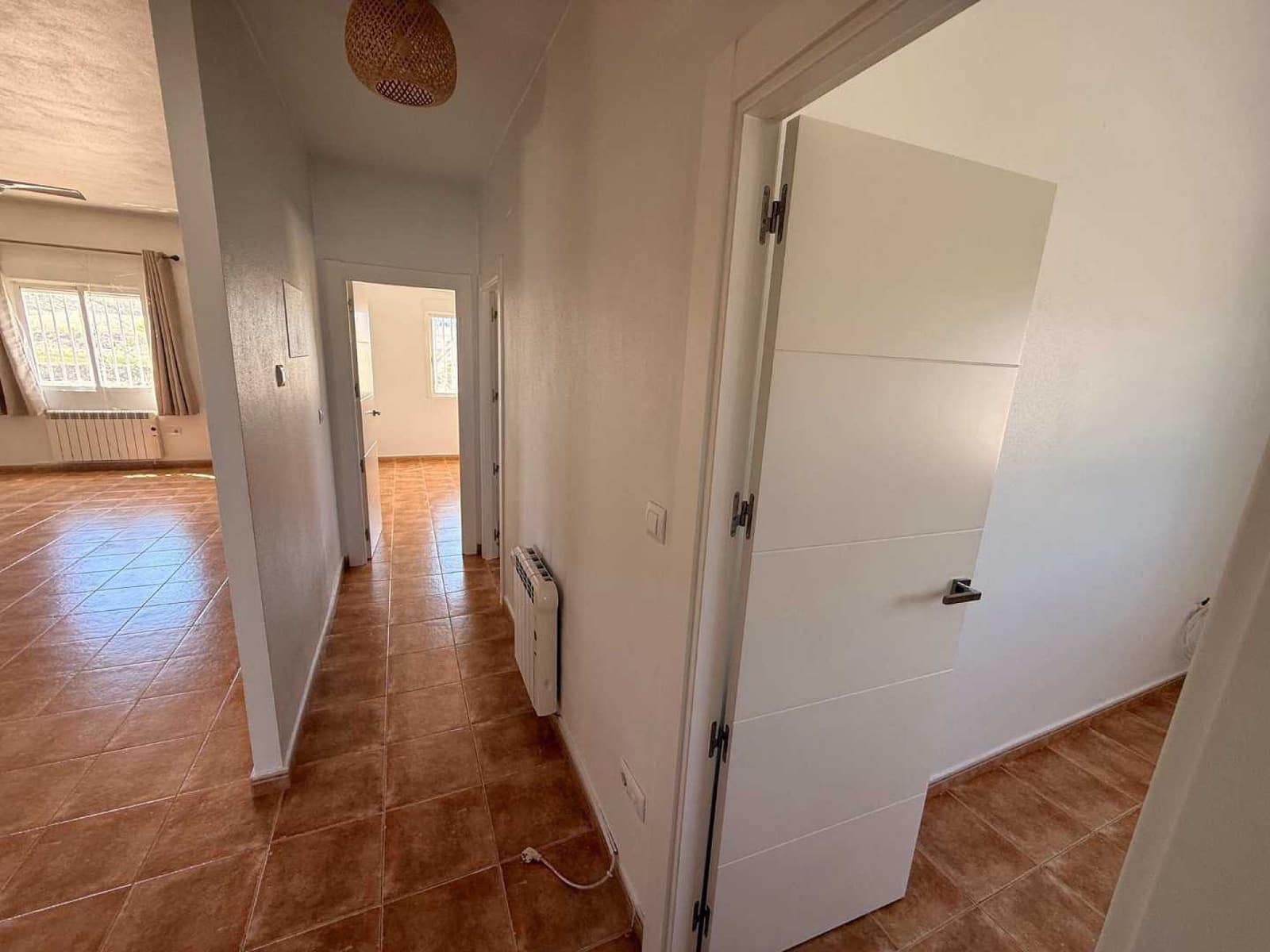 3 bedroom Villa for sale in Pinoso with pool garage - € 350,000 (Ref: 9835136)
