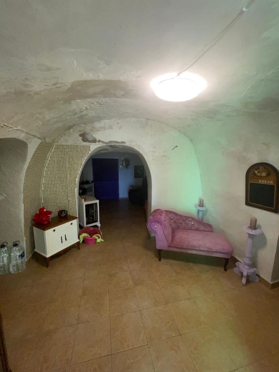 Casa Cueva de 3 habitaciones en Pinoso en venta - 135.995 € (Ref: 9838844)