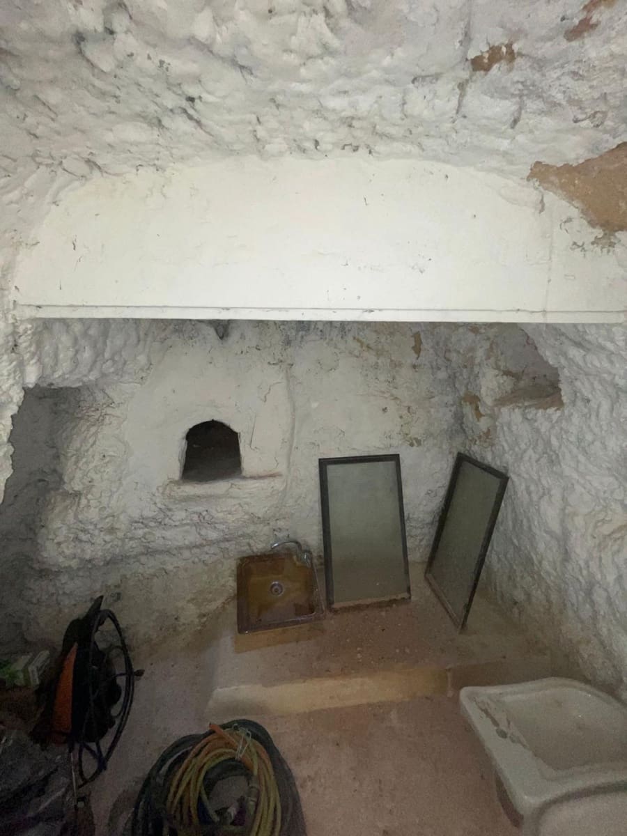Casa Cueva de 3 habitaciones en Pinoso en venta - 135.995 € (Ref: 9838844)