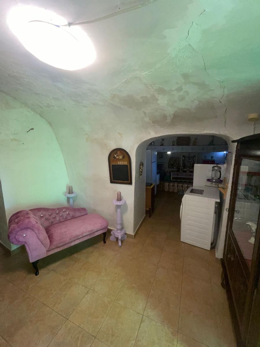 Casa Cueva de 3 habitaciones en Pinoso en venta - 135.995 € (Ref: 9838844)