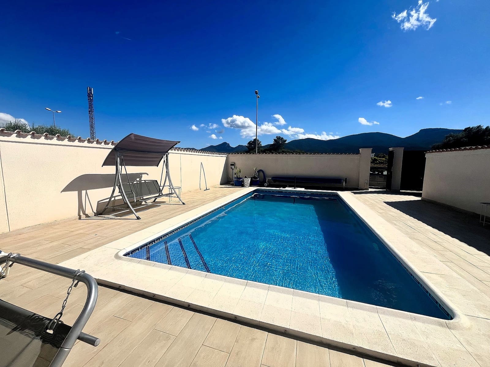 3 Zimmer Villa zu verkaufen in Castalla - 299.000 € (Ref: 9842083)