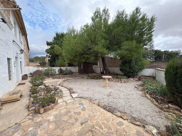 5 chambre Villa/Maison Semi-Mitoyenne à vendre à Pinoso avec piscine garage - 299 995 € (Ref: 9844797)