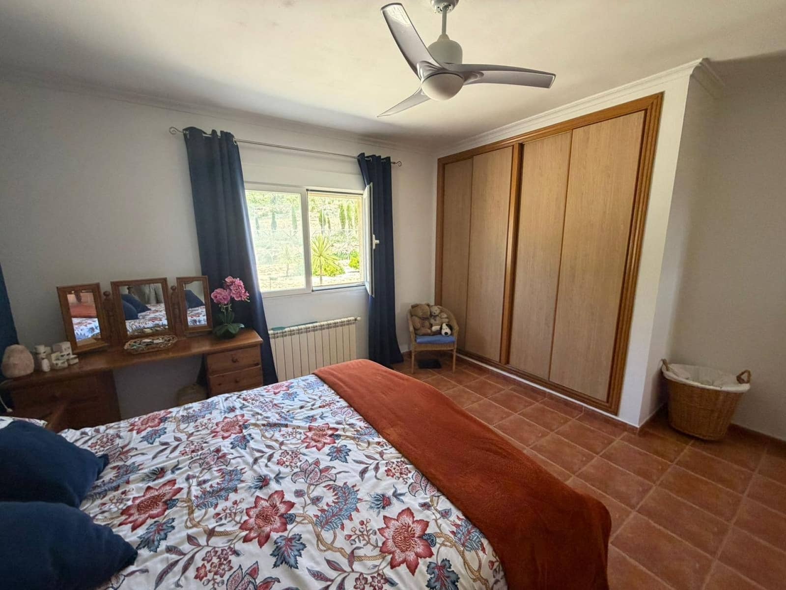 3 slaapkamer Villa te koop in Sax met zwembad garage - € 349.995 (Ref: 9848958)