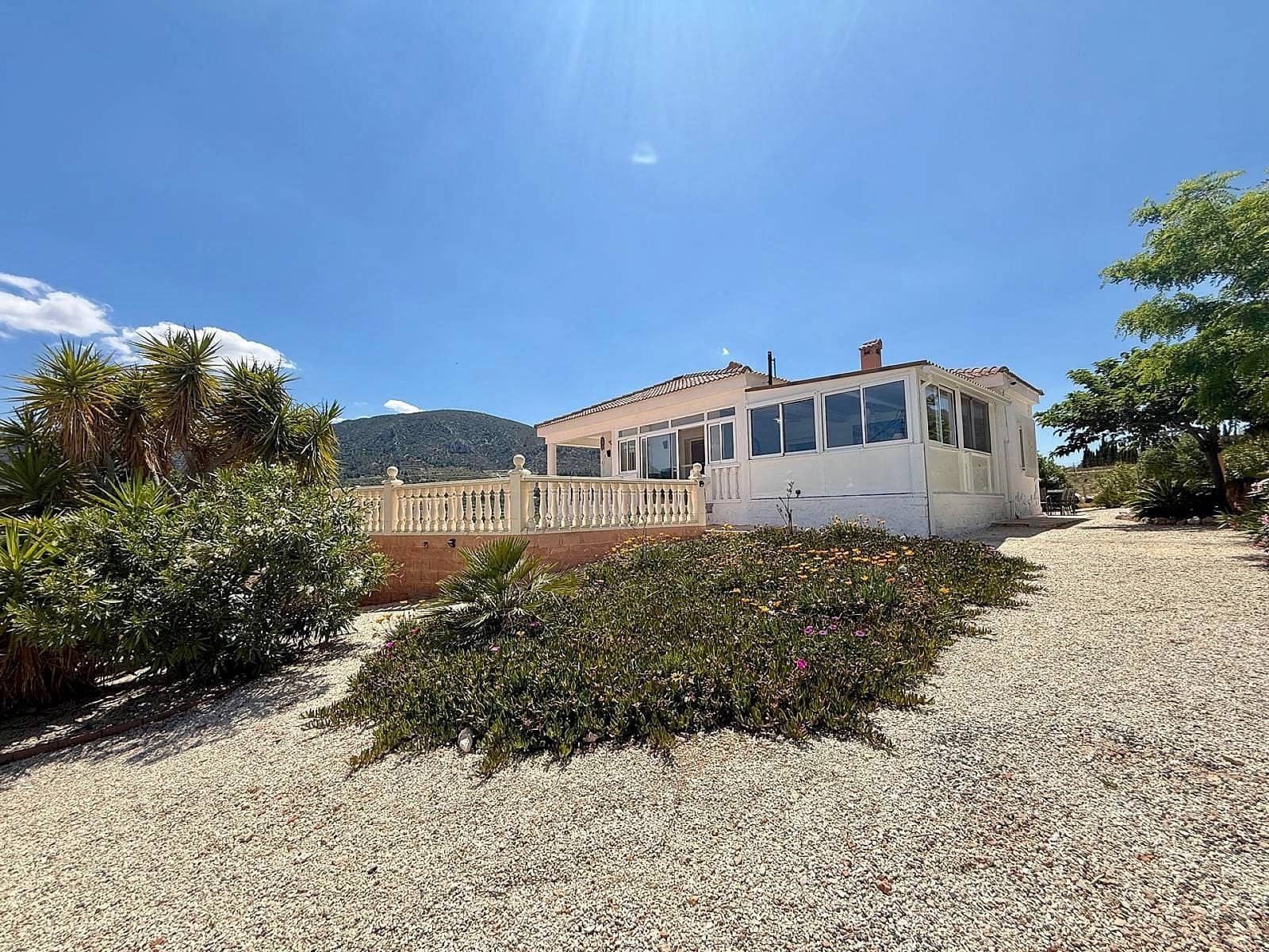 4 bedroom Villa for sale in La Romana - € 369,995 (Ref: 9848959)
