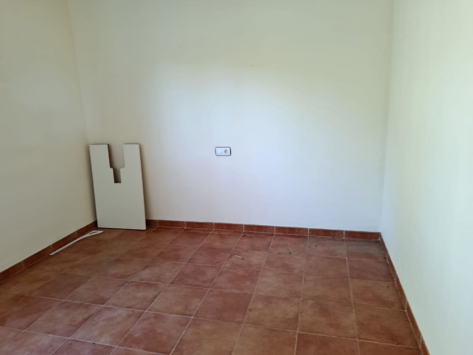 2 soveværelse Finca/Landehus til salg i Teresa de Cofrentes - € 119.995 (Ref: 9854816)