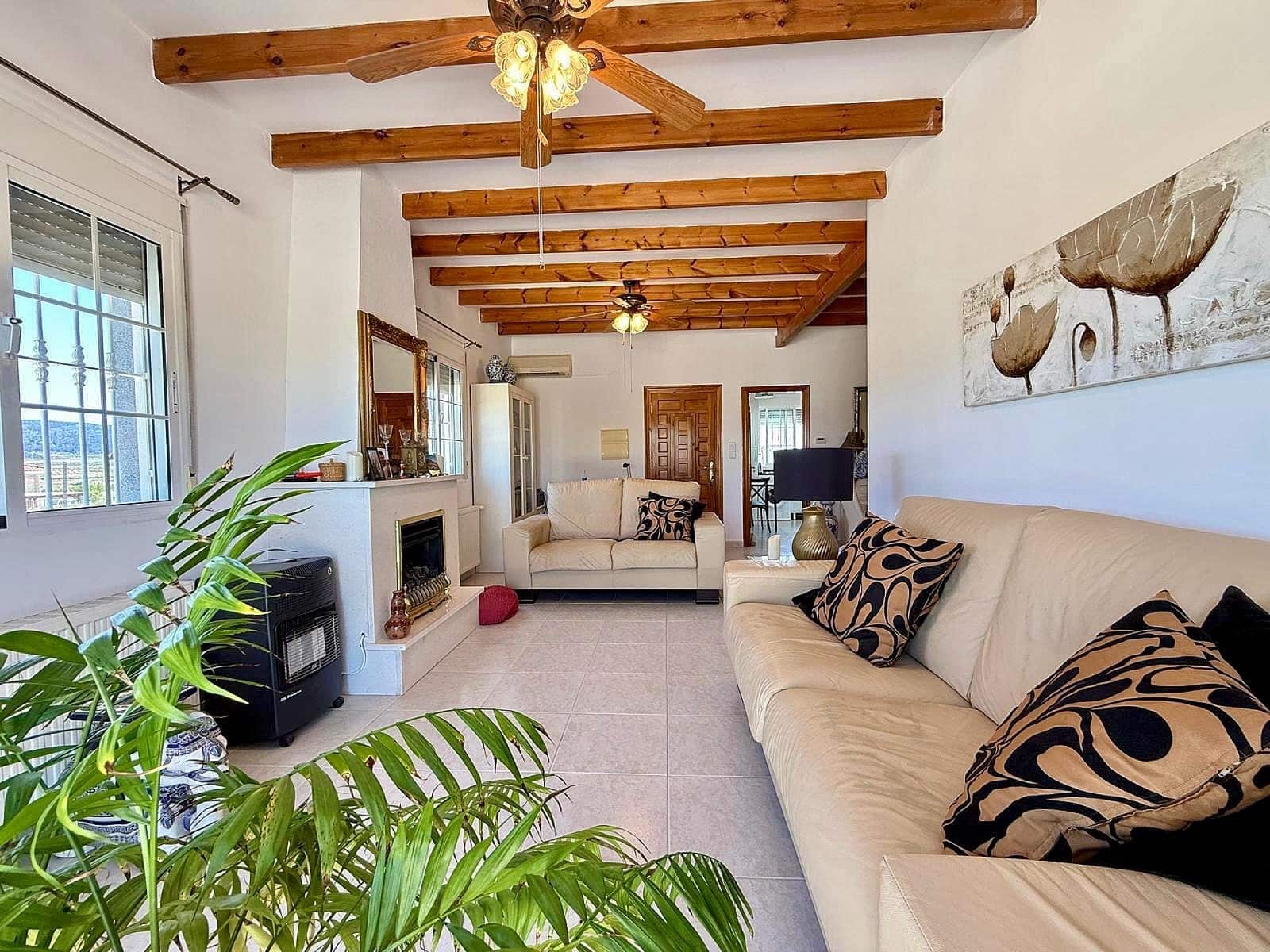 3 bedroom Villa for sale in Jumilla - € 350,000 (Ref: 9854848)