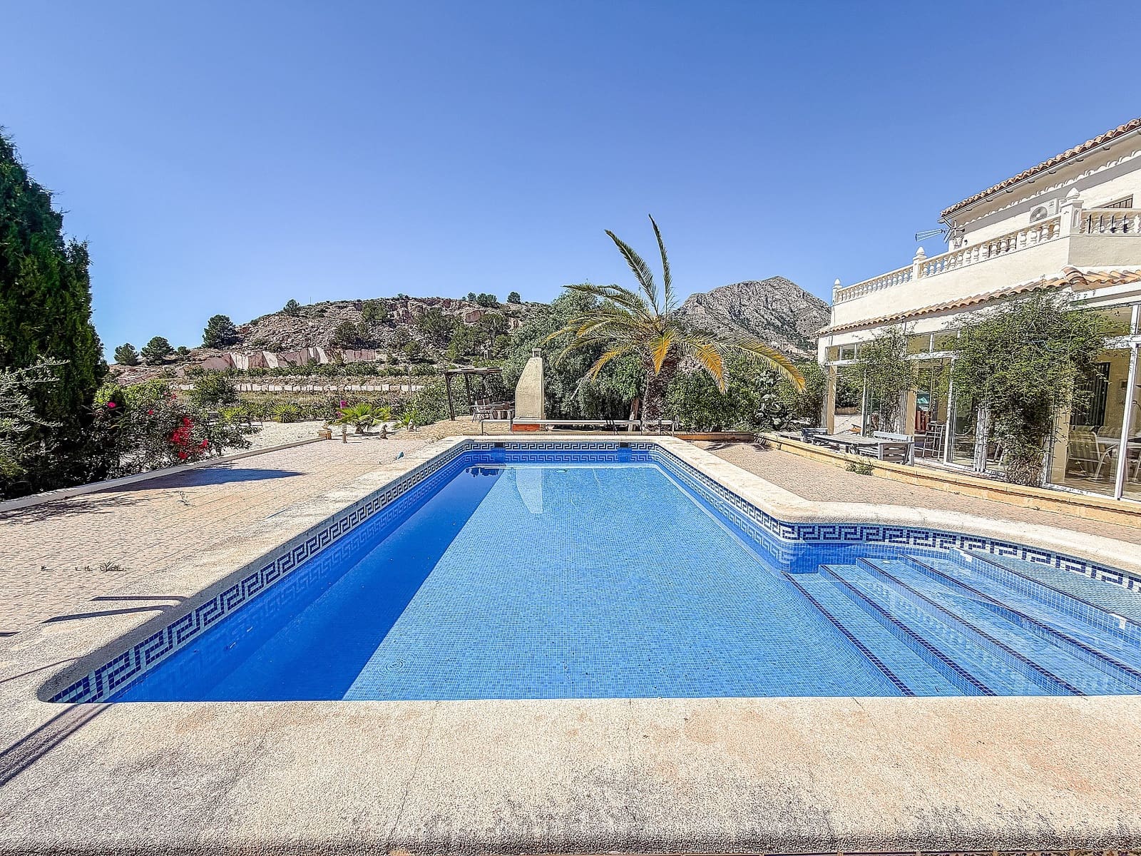 5 bedroom Villa for sale in Jumilla - € 449,995 (Ref: 9861507)