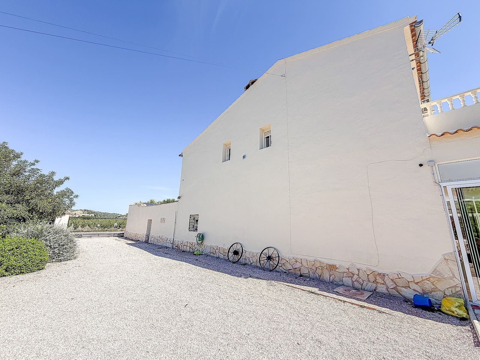 5 bedroom Villa for sale in Jumilla - € 449,995 (Ref: 9861507)
