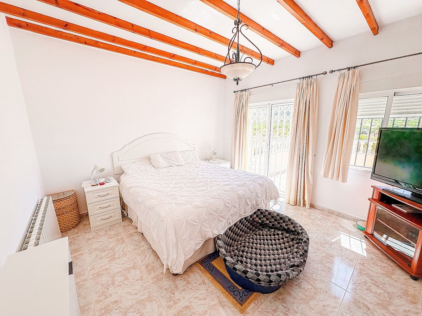 5 bedroom Villa for sale in Jumilla - € 449,995 (Ref: 9861507)