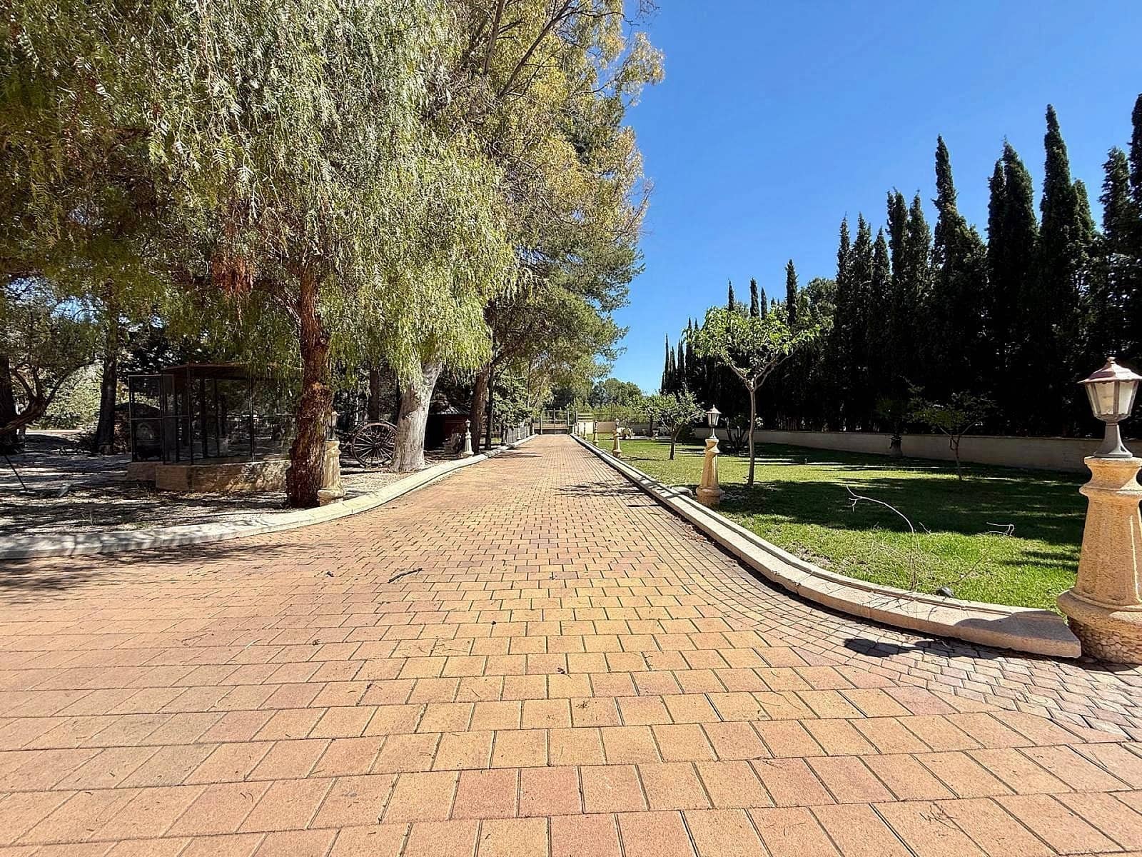 6 bedroom Villa for sale in Salinas - € 949,000 (Ref: 9863983)